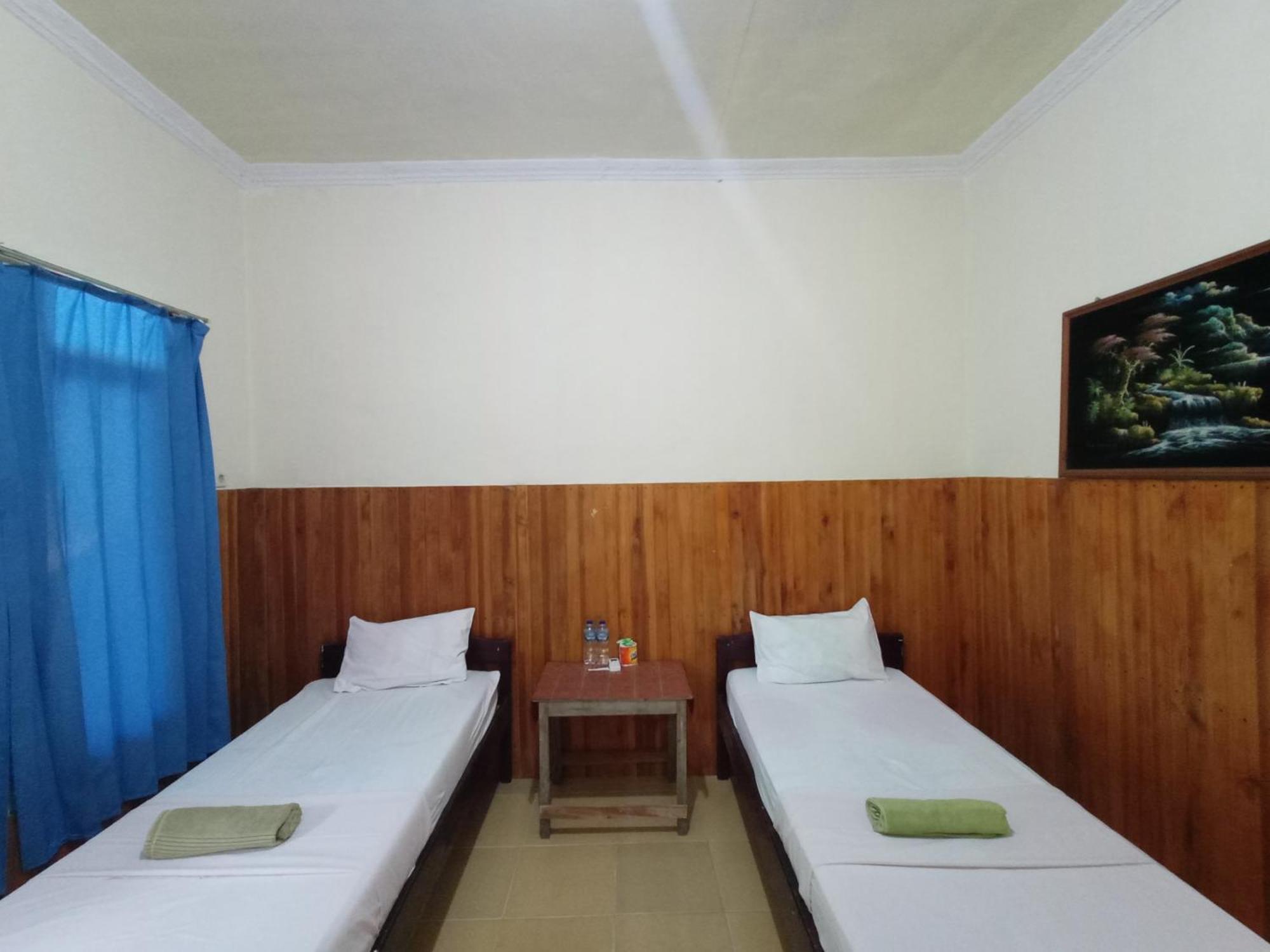 Tangkoko Lodge Bitung Exterior photo